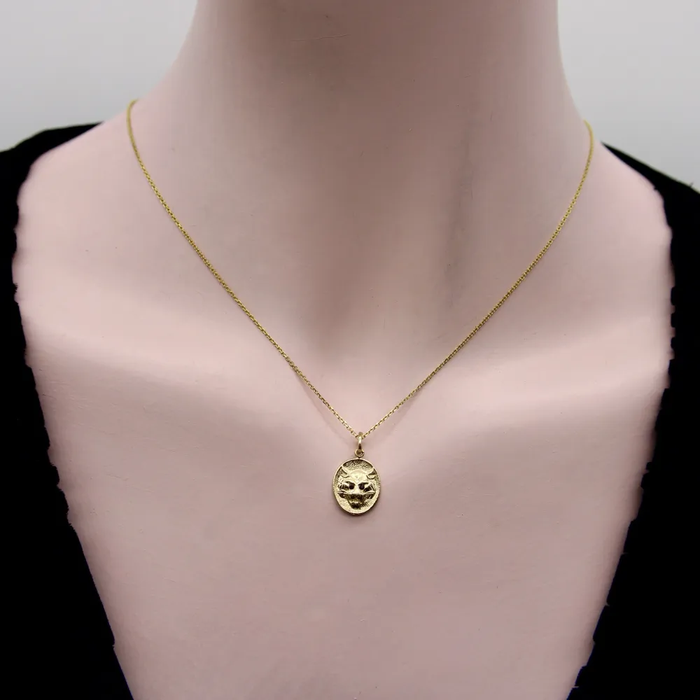 Cute-As--Button - Висулка или талисман с глава на лъвица от 14K злато и рубини