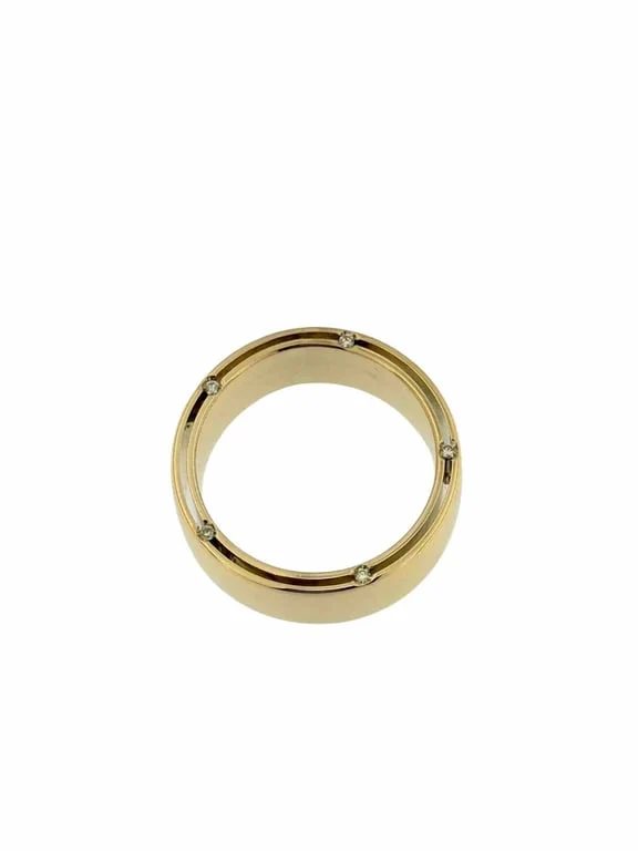 Damiani и Брад Пит, пръстен от жълто злато с диаманти