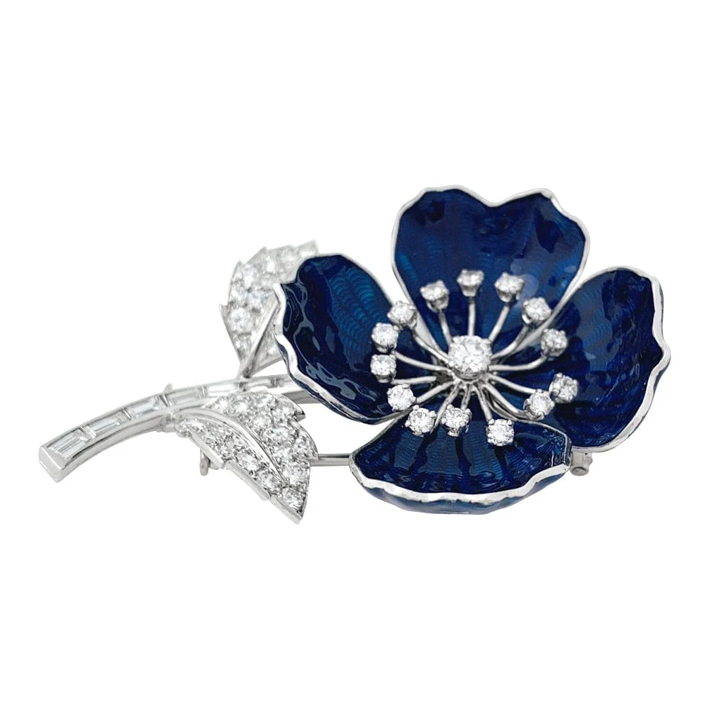 Брошка "Eglantine". Boucheron в злато и Платина, емайл и диаманти.