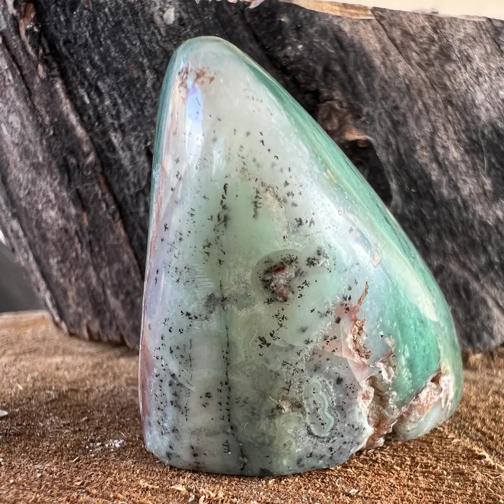 Emerald Chrysoprase Palmstone Model 16 от Зимбабве