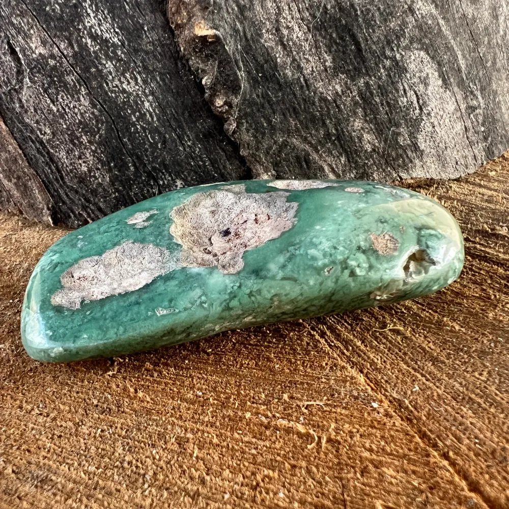 Emerald Palmstone Chrysoprase Model 9 от Зимбабве