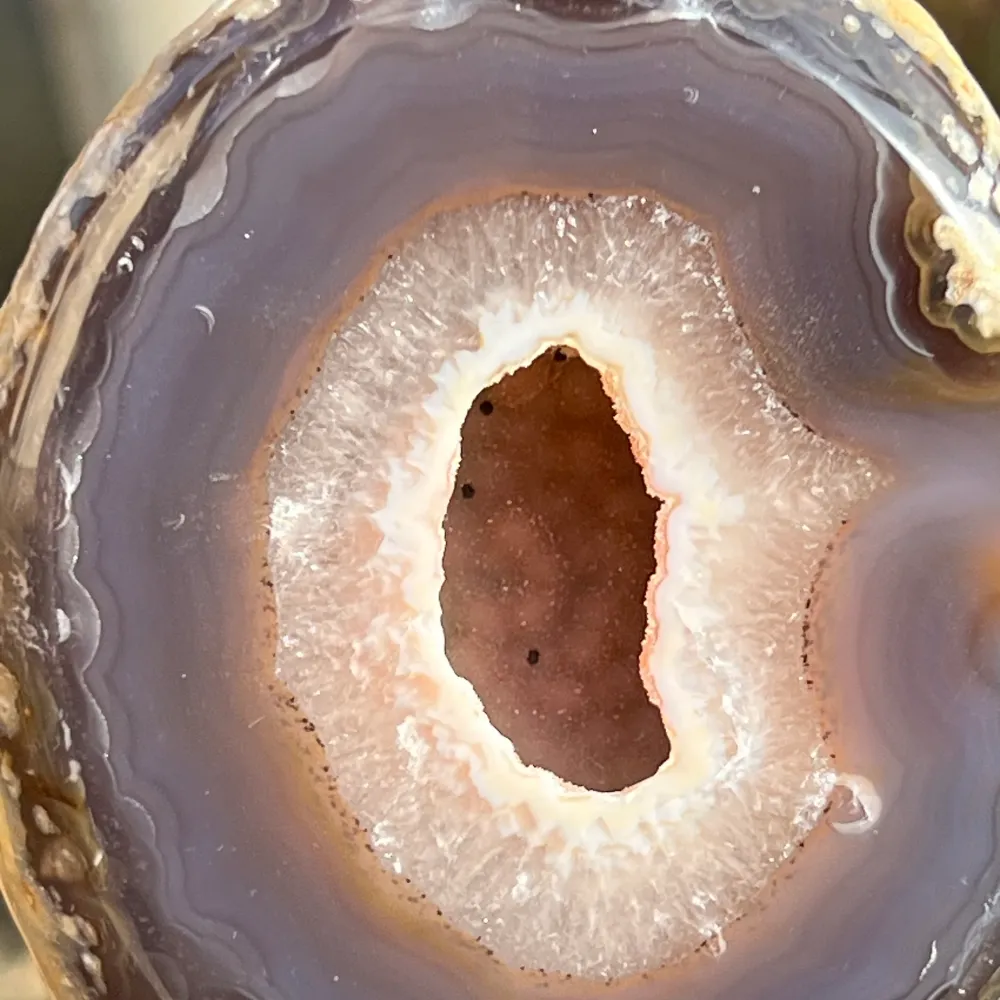Поставка за ахат Geode модел 1