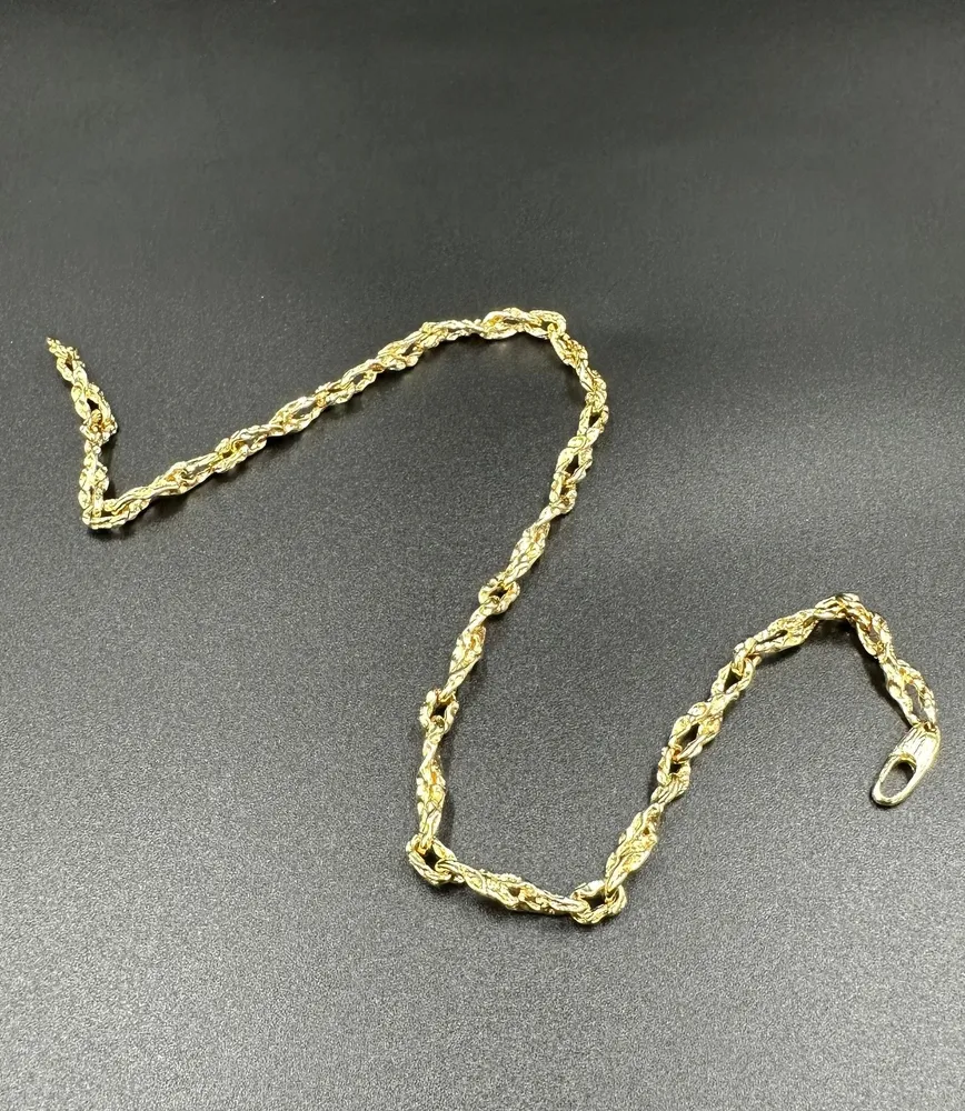 GILBERT ALBERT. Колие от 18K жълто злато