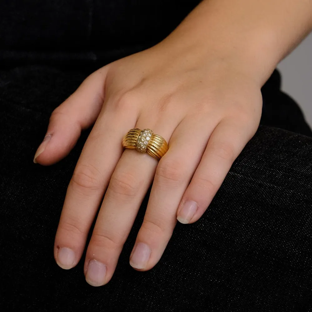 Пръстен от жълто злато Godron с диамантено покритие