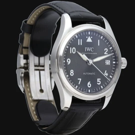 Iwc Пилотски часовник среден размер
