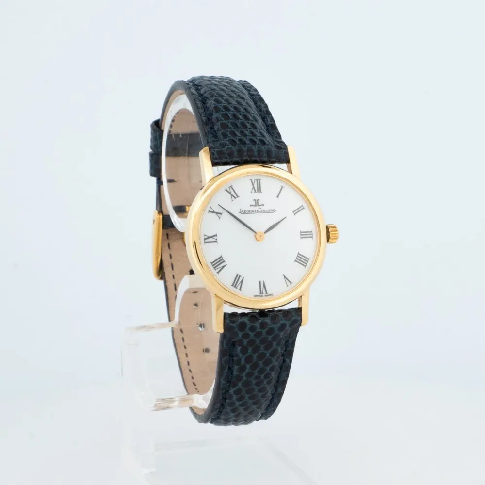 Jaeger-LeCoultre - Изключително тънък часовник от 18-каратово жълто злато, римски циферблат в цвят слонова кост