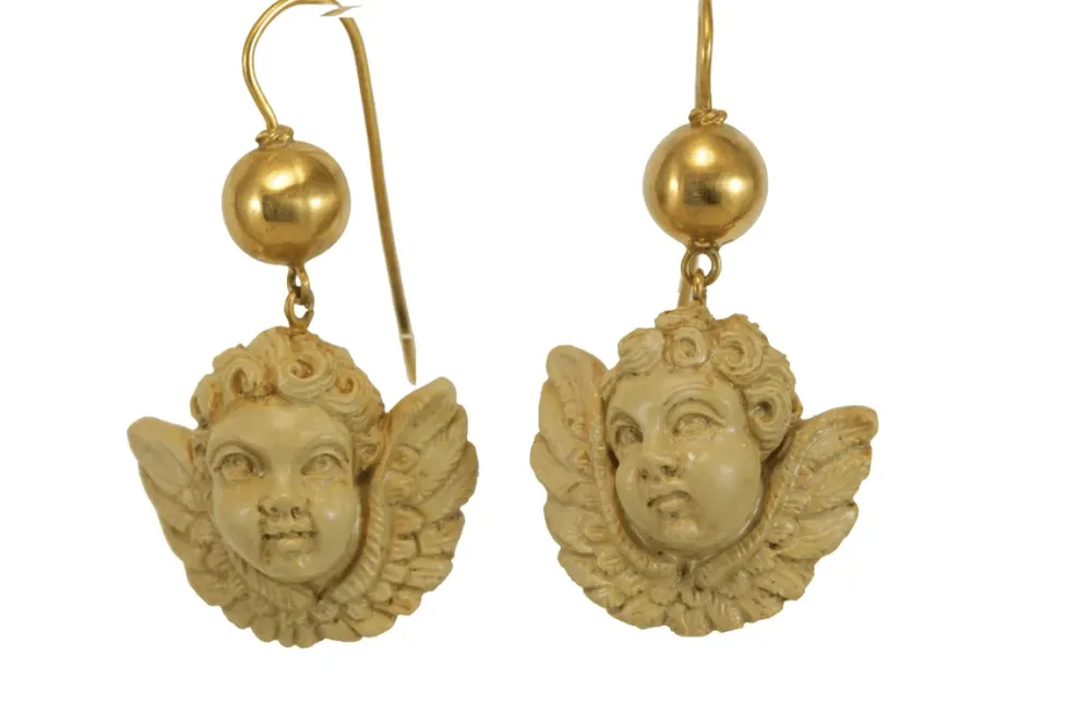 Антични обеци Lava Cameo