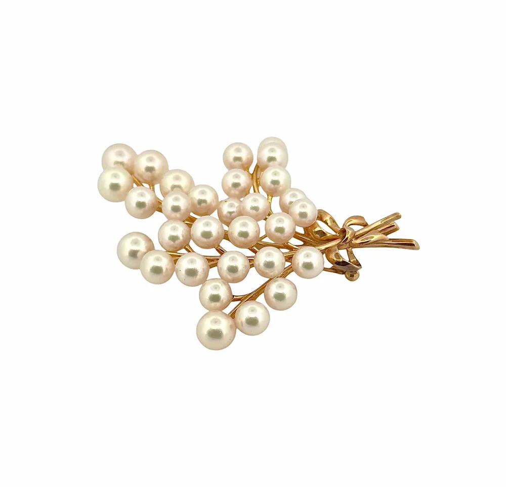 Брошка Mikimoto от жълто злато и перли