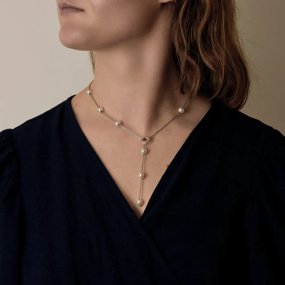 MIKIMOTO - Нежно колие от бяло злато, култивирани перли Akoya и диаманти