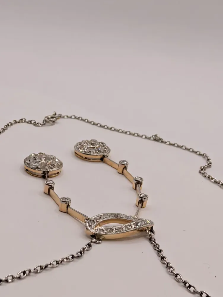 Колие negligé Art Deco от 18K злато и диаманти
