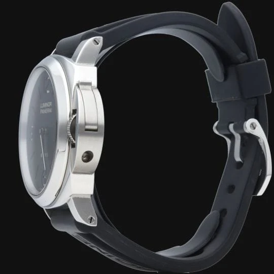 Panerai Luminor Base 8 дни часовник