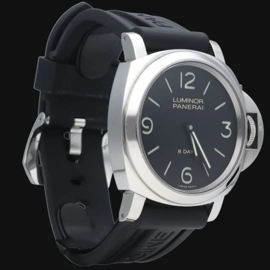 Panerai Luminor Base 8 дни часовник