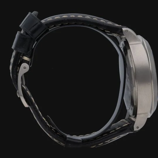 Panerai Часовник Luminor Base