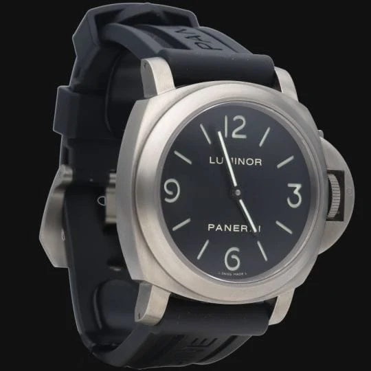 Panerai Часовник Luminor Base