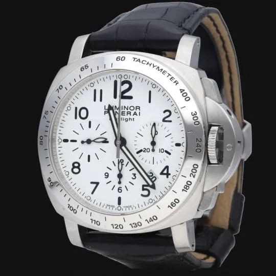 Дневен часовник Panerai Luminor Chrono