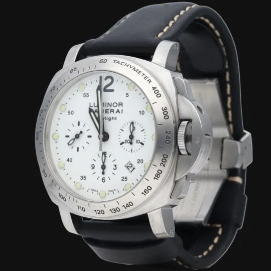 Хронограф Panerai Luminor Daylight