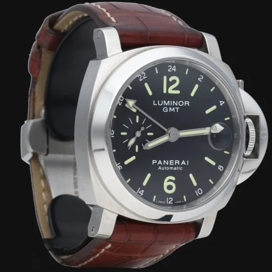 Часовник Panerai Luminor Gmt