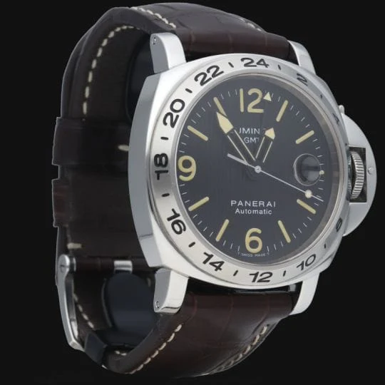 Часовник Panerai Luminor GMT