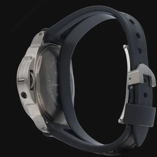 Часовник Panerai Luminor Gmt