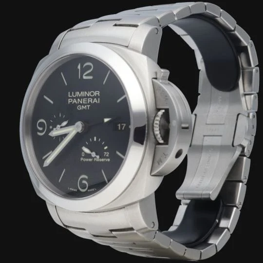 Часовник Panerai Luminor GMT Power Reserve