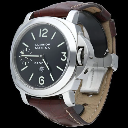 Часовник Panerai Luminor Marina с лого
