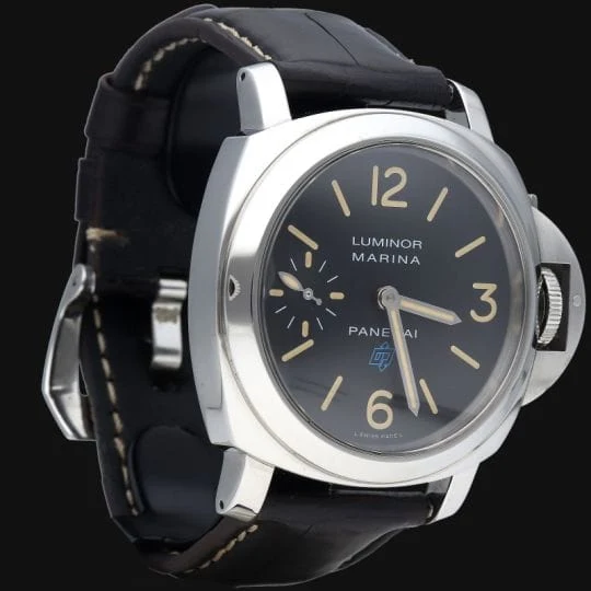 Часовник с лого Panerai Luminor Marina Blue