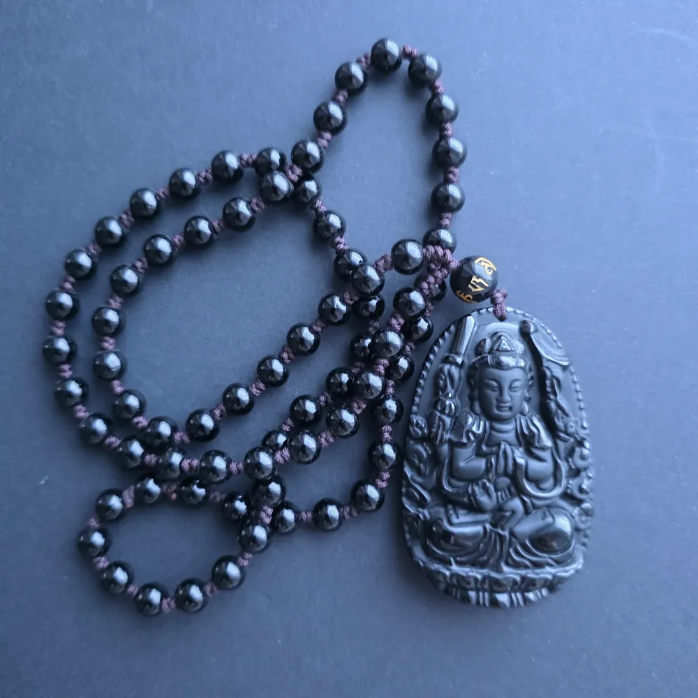 Колие амулет обсидиан черен | Praying Buddha