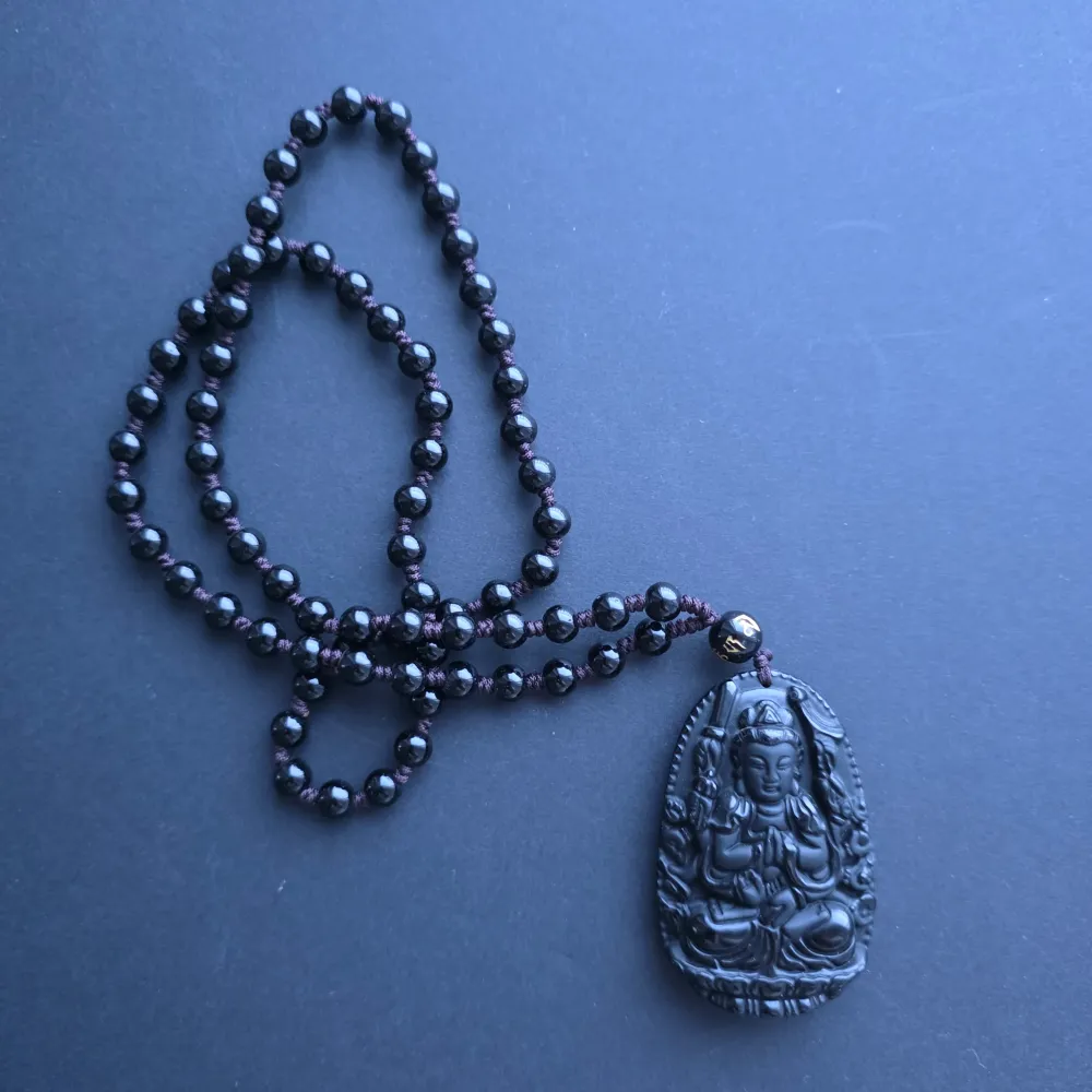 Колие амулет обсидиан черен | Praying Buddha
