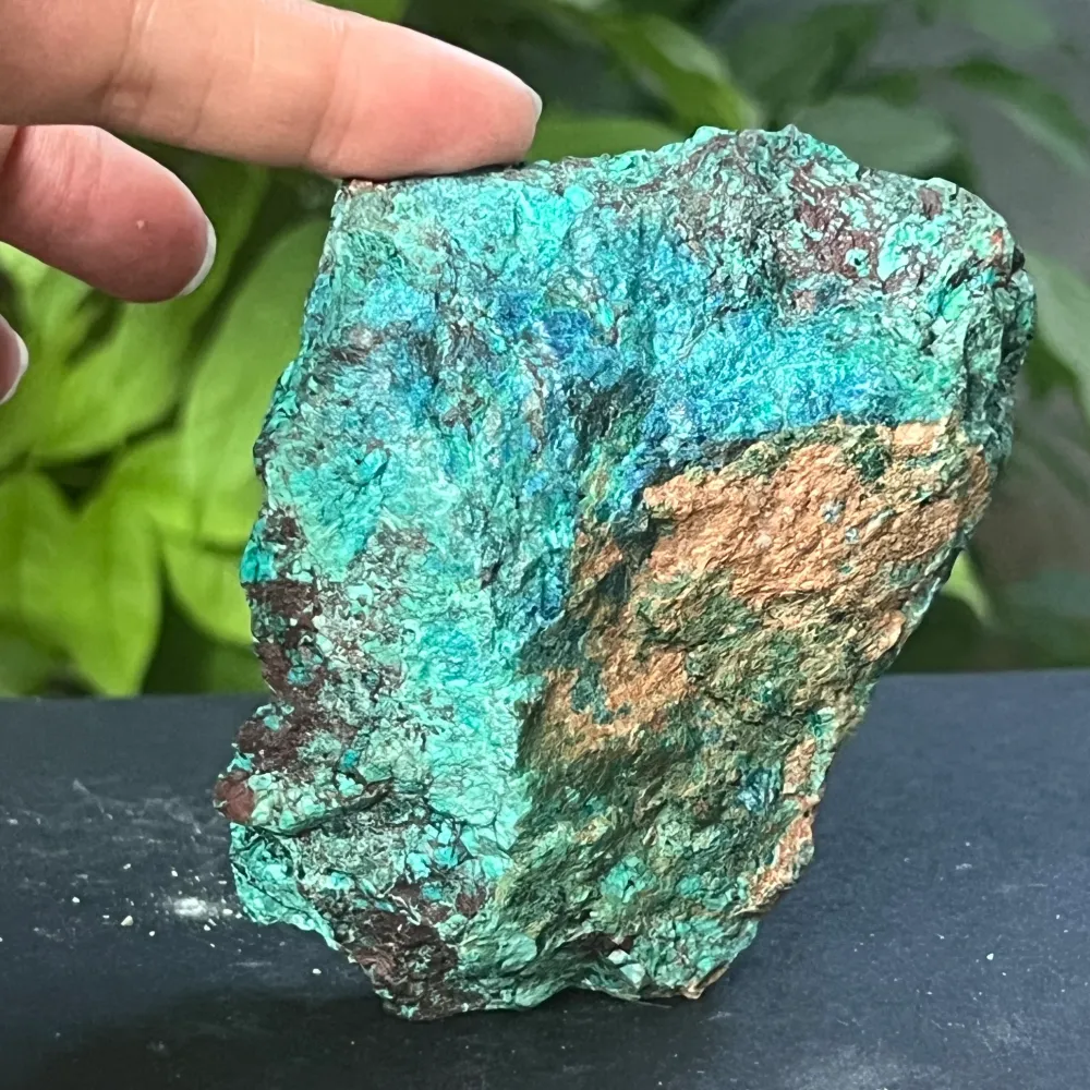Груба камъка Shattuckite m4