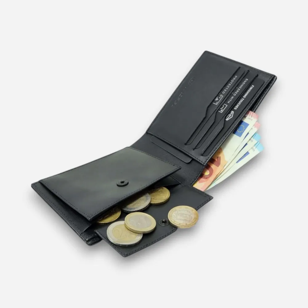 Strike Lite - Карбонов портфейл с монетник