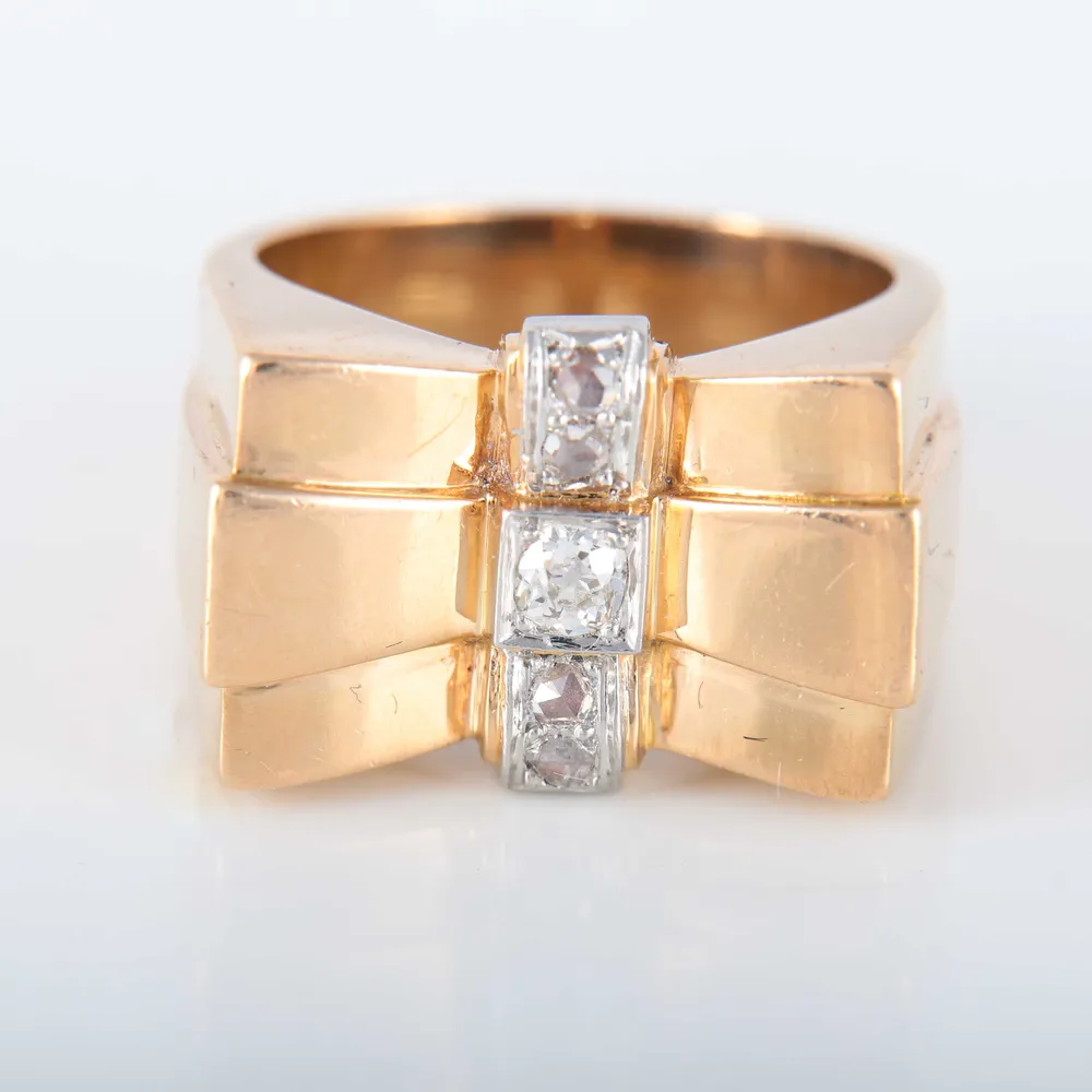 Пръстен Tank Модел Diamonds Knot от жълто злато