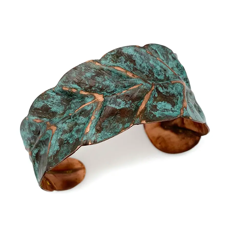 Бронзова гривна с патинирано покритие Teal Wrapped Leaf
