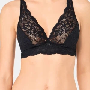 Дантелен сутиен без подплънки Triumph Amourette Charm