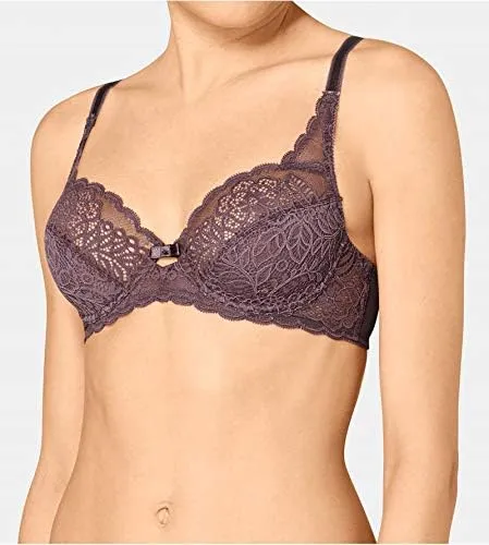 Сутиен с банели и изискана дантела Triumph Amourette Spotlight W X